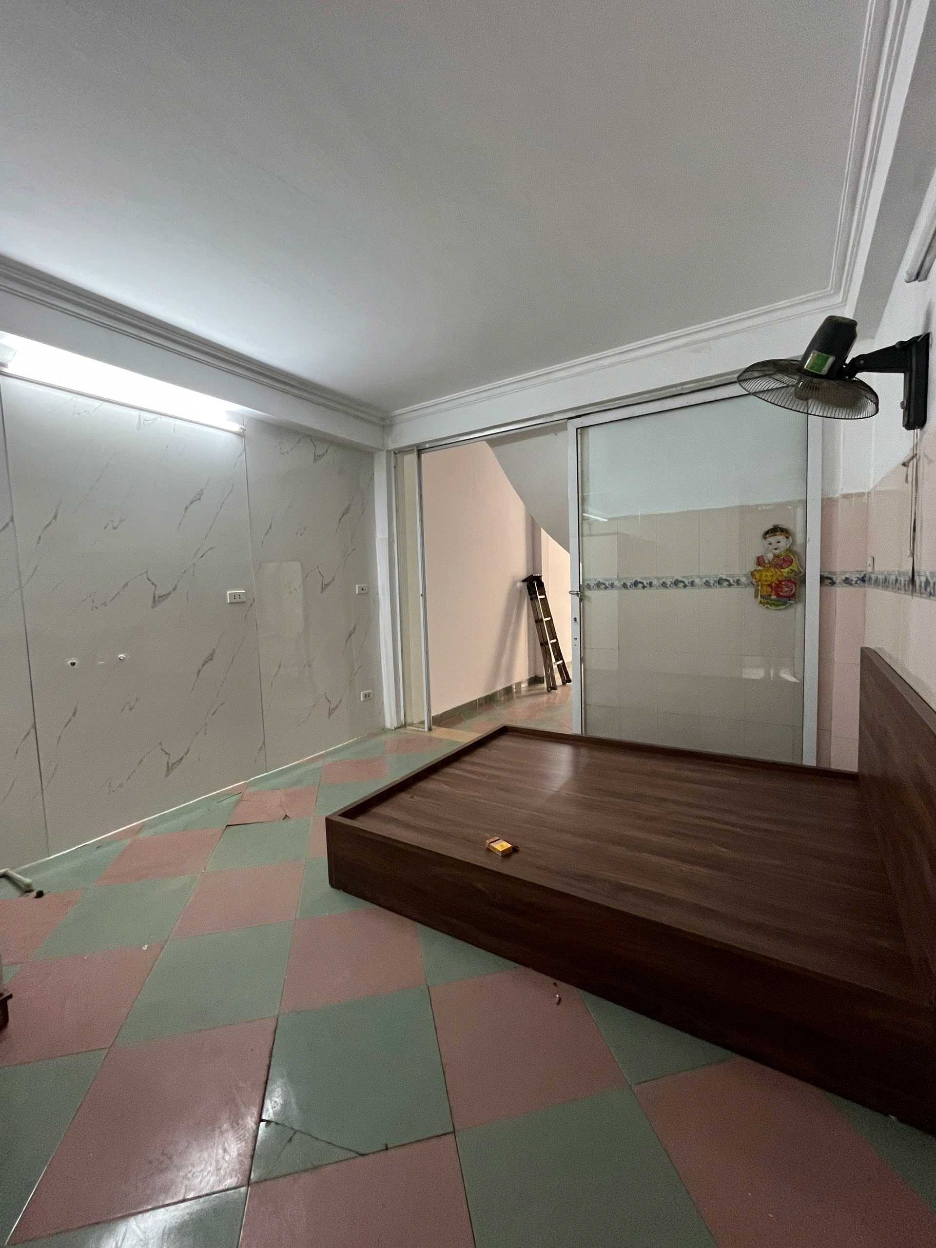 Cho thuê nhà ngõ 1197 Giải Phóng, 4 tầng x 40m2, 6 ngủ, có cho làm CHDV 15 Triệu - Ảnh chính